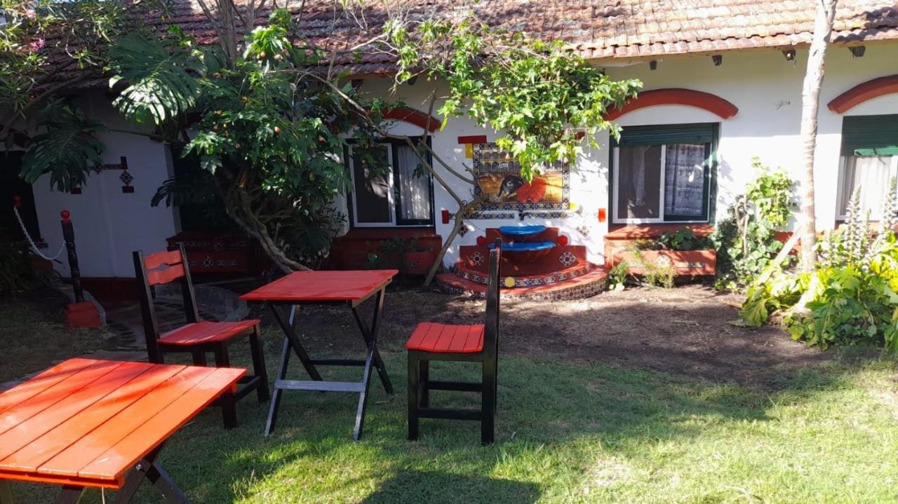 La Del Sol Hostal